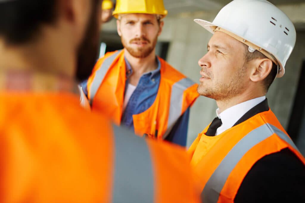 Safety induction training in construction workplace